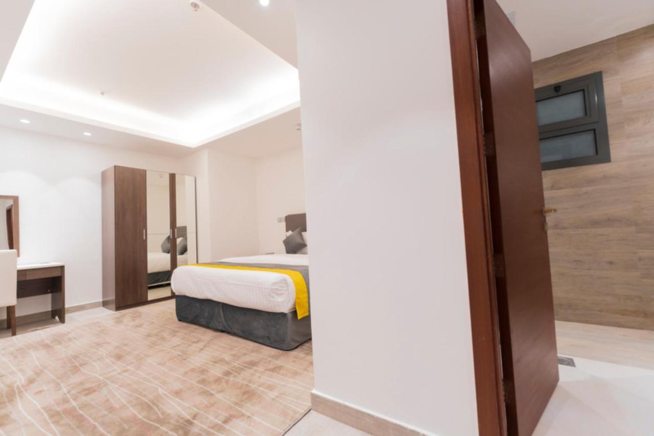 Riyadha Home Apartment ภายนอก รูปภาพ