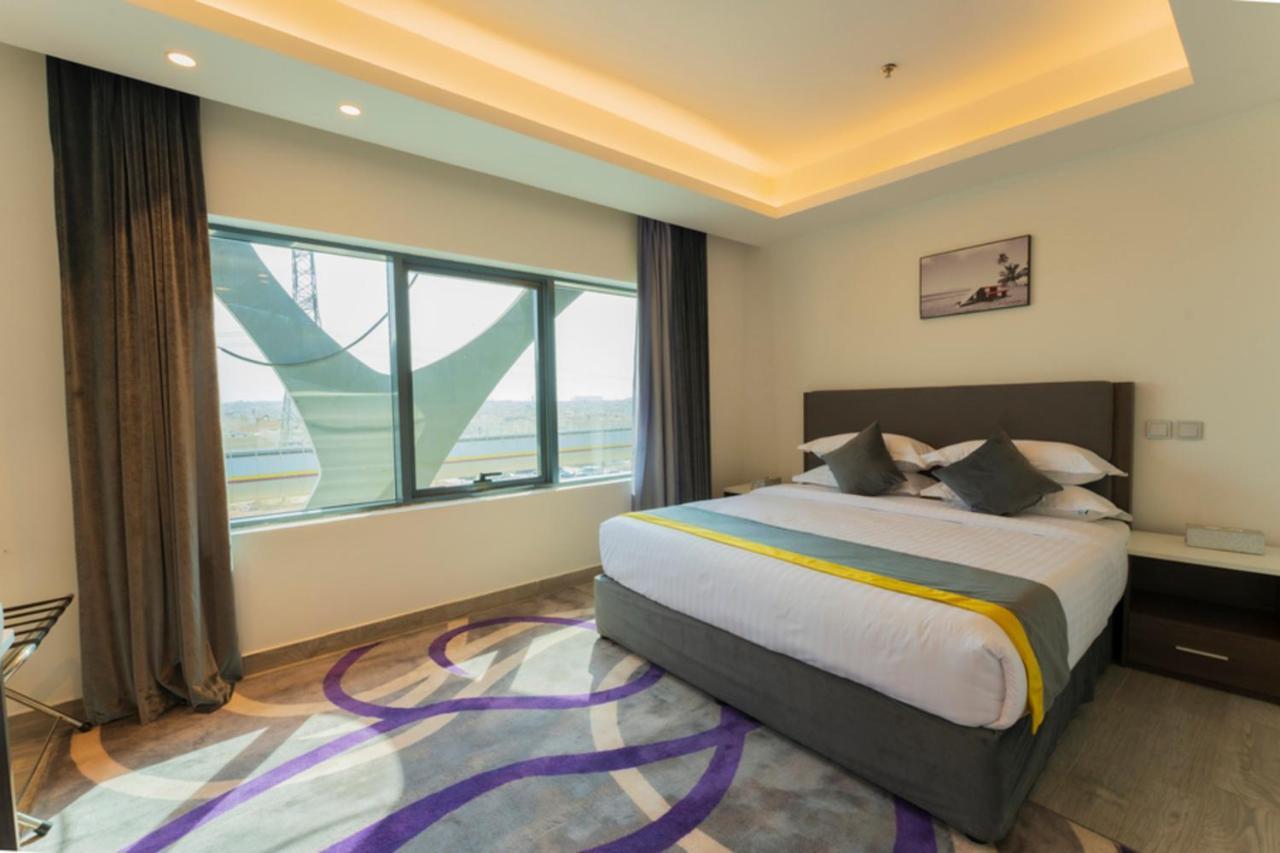 Riyadha Home Apartment ภายนอก รูปภาพ