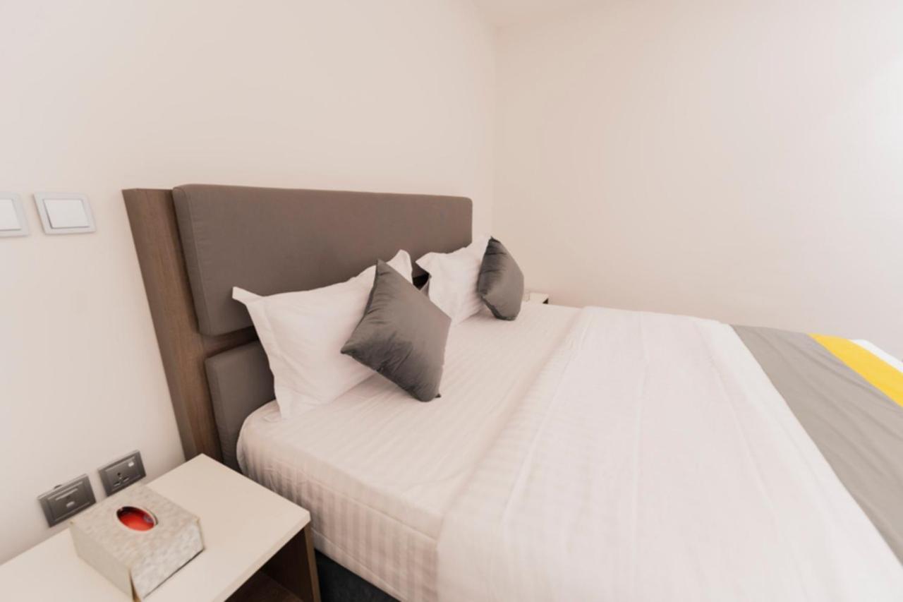 Riyadha Home Apartment ภายนอก รูปภาพ