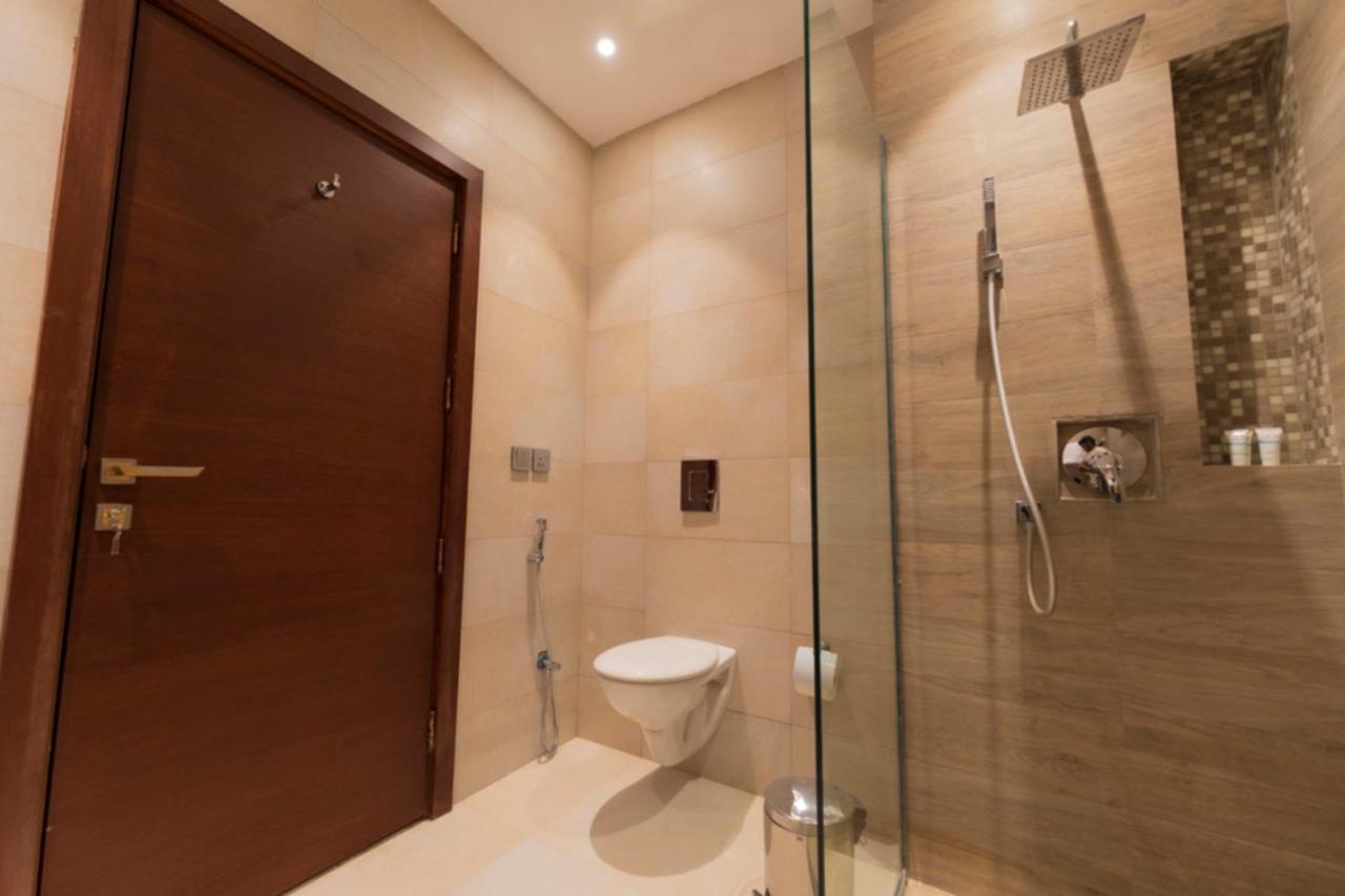 Riyadha Home Apartment ภายนอก รูปภาพ